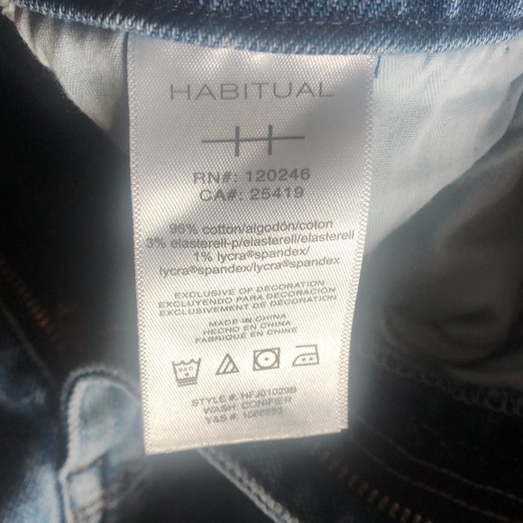 NWT Habitual Jean Shorts - Picture 4 of 10